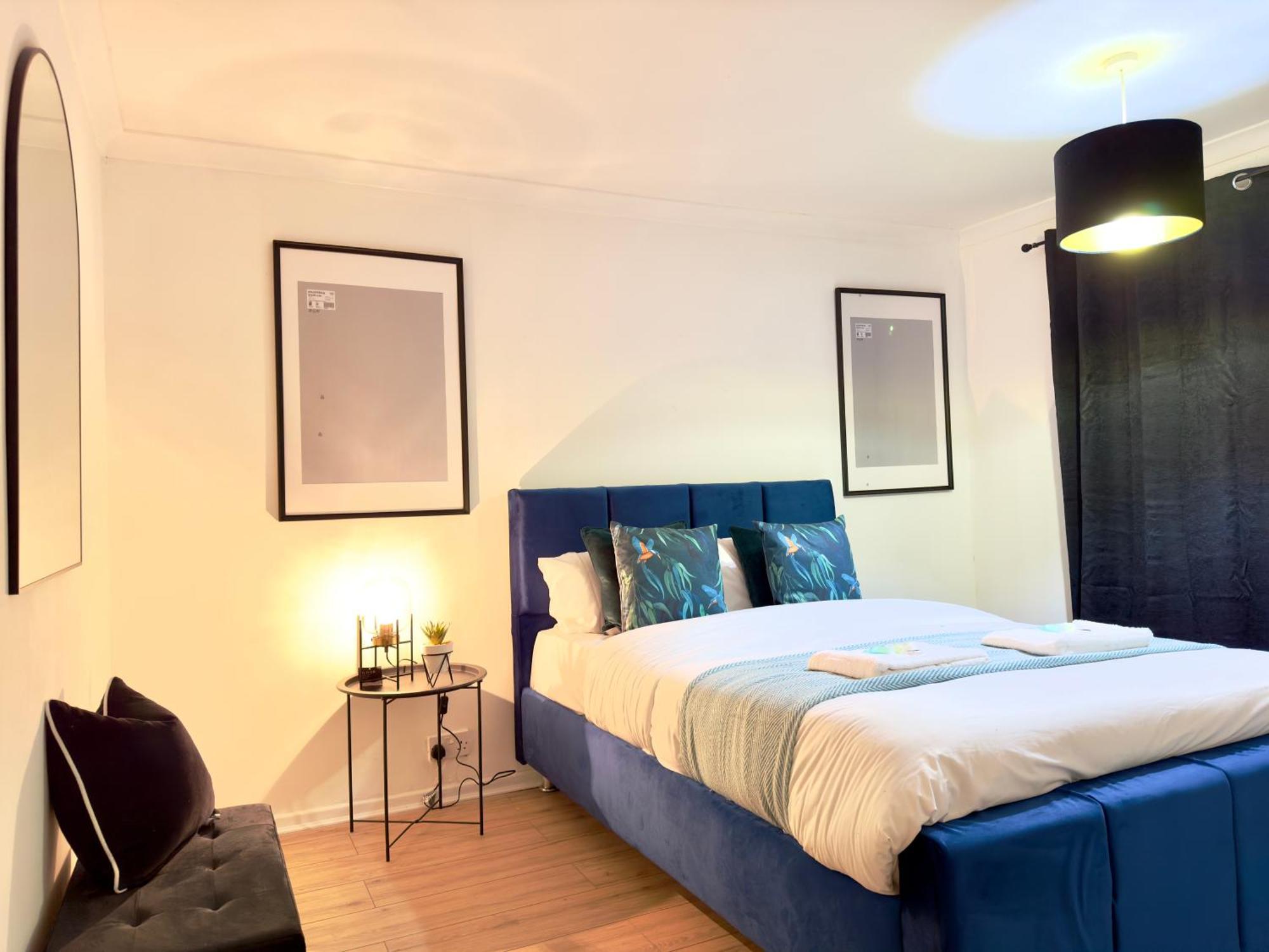 Rnm - Business Professionals Ready, Cost Effective For Large Stays! 3 Bedroom Lounge, Private Access & Entire Place, Kitchen & Washroom With Amenities, Smart Tv, Easy Access, Fast Wifi, Large Driveway, Great Transport Links, Near Worcester Hospital A ウスター エクステリア 写真